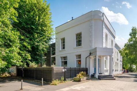 Larkhall Lane, London SW4 1 bed apartment for sale