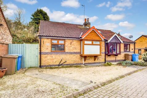 2 bedroom semi-detached bungalow for sale