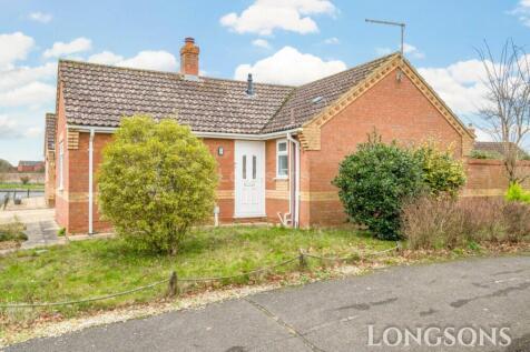 Kingsfisher Way, Watton 2 bed detached bungalow for sale