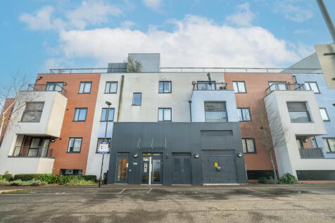 Salisbury Road, Southall 1 bed apartment for sale
