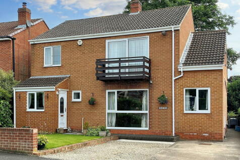 3 bedroom detached house for sale