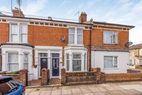 Farlington Road, Portsmouth PO2 3 bed terraced house for sale