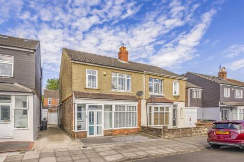 Dartmouth Road, Portsmouth PO3 3 bed semi