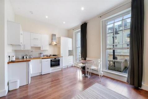 1 bedroom flat for sale