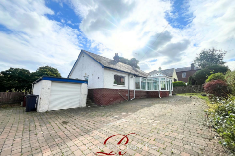3 bedroom detached bungalow for sale