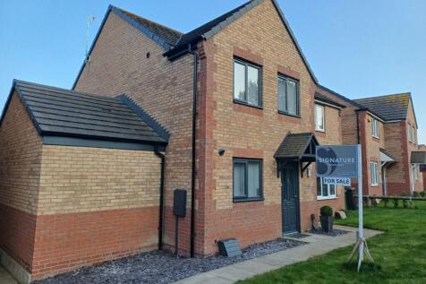 Albatross Way, Windmill Park, Ashington 3 bed semi