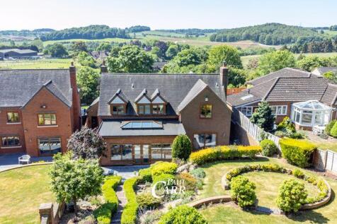 5 bedroom detached house for sale