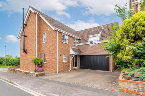 Wheatlands Close, Maulden 4 bed detached house for sale