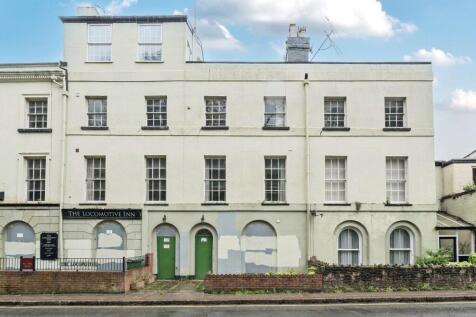 7 bedroom terraced house for sale
