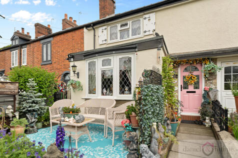 Rosebank Cottage, Rosebank Street... 2 bed cottage for sale
