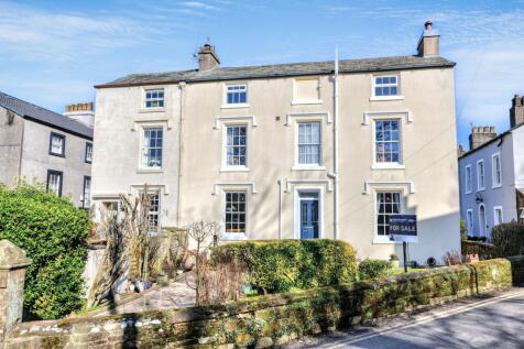 Finkle Street, St. Bees CA27 4 bed semi
