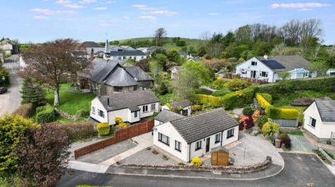 Kelton Croft, Frizington CA26 2 bed detached bungalow for sale