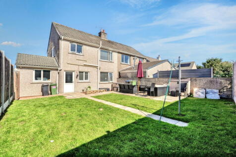 Kiln Green Avenue, Workington CA14 3 bed semi