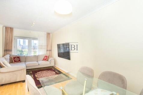 Fawley Lodge, 1 Millennium Drive, E14 2 bed apartment for sale