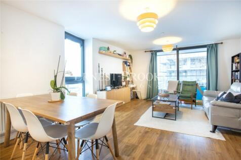 Connaught Heights, 2 Agnes Walk, E16 2 bed apartment for sale