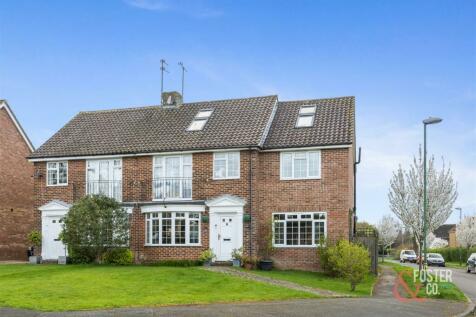 5 bedroom semi-detached house for sale