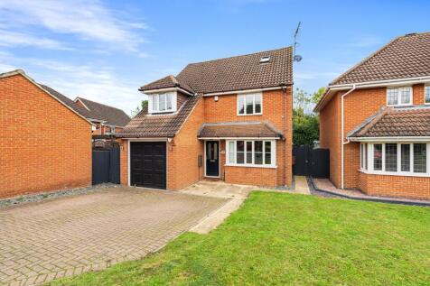 5 bedroom detached house for sale