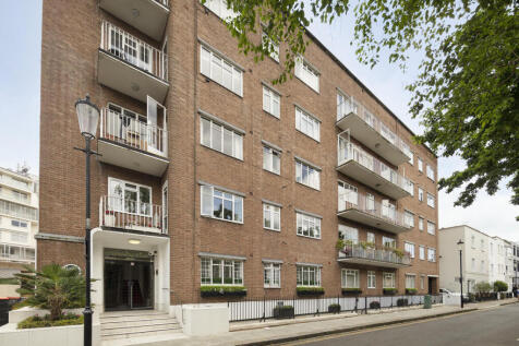 London SW3 Studio for sale