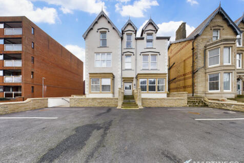 Clifton Drive North, Lancashire FY8 1 bed apartment for sale