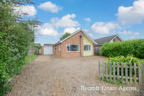 2 bedroom detached bungalow for sale