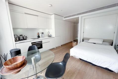 Studio flat for sale