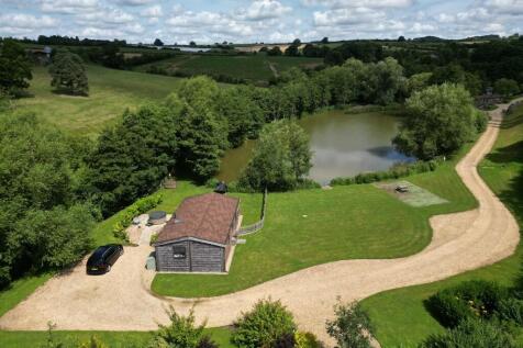 3 bedroom lodge for sale