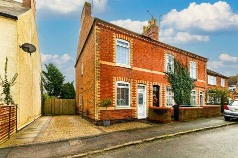 Victoria Street, Fleckney LE8 2 bed end of terrace house for sale