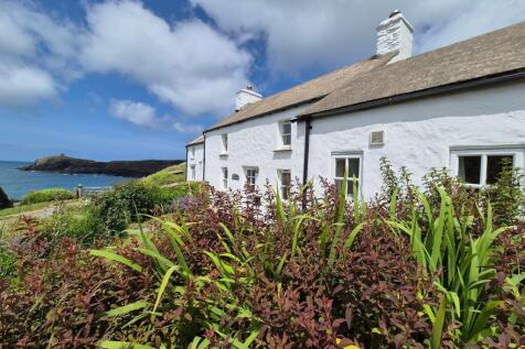 3 bedroom cottage for sale