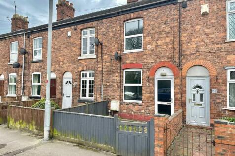 2 bedroom terraced house for sale