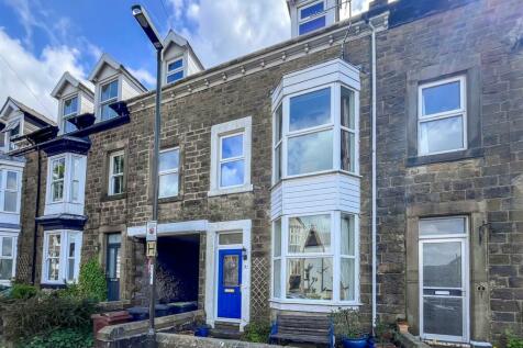 5 bedroom terraced house for sale