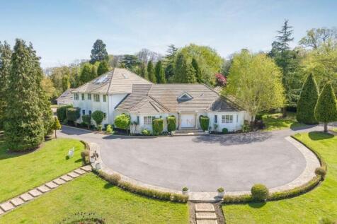 7 bedroom detached house for sale