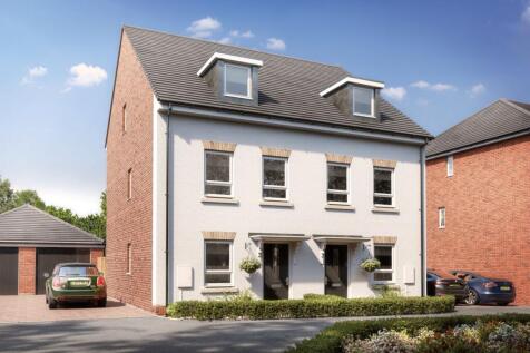 4 bedroom end of terrace house for sale