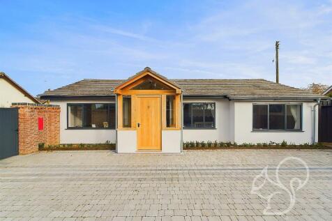 The Heath, Bury St. Edmunds IP30 3 bed detached bungalow for sale