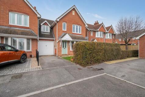Grebe Close, Emsworth, PO10 3 bed terraced house for sale