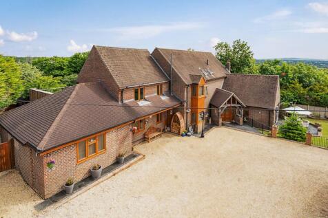 Portsdown Hill Road, Havant, PO9 6 bed detached house for sale
