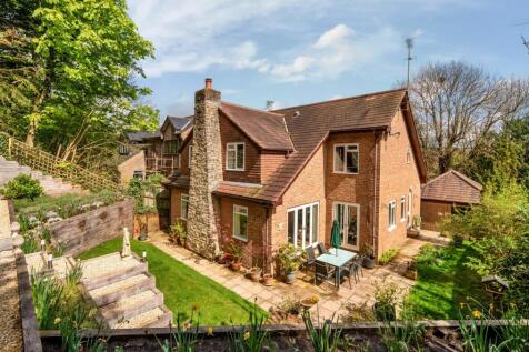 Down Road, Horndean, PO8 5 bed detached house for sale