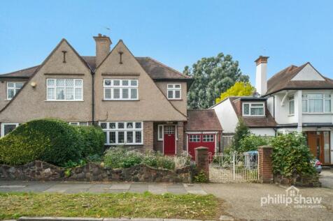 Lapstone Gardens, Harrow, HA3 3 bed semi