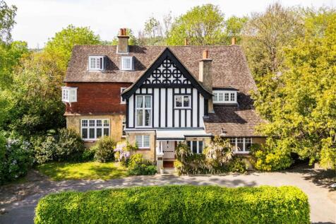 Croydon Road, Reigate 6 bed detached house for sale