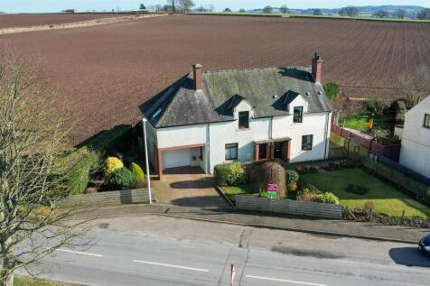 Checkiefield Cottages, Kirriemuir DD8 4 bed semi
