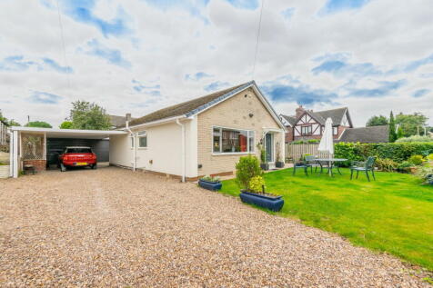 3 bedroom detached bungalow for sale