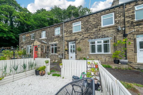 3 bedroom cottage for sale