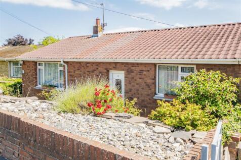 3 bedroom semi-detached bungalow for sale