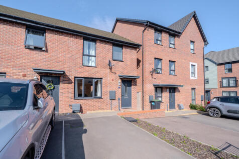 Chepstow NP16 3 bed end of terrace house for sale
