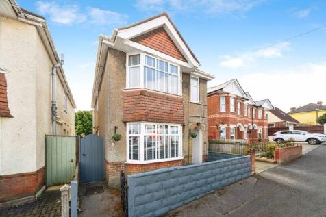Lyell Road, Poole BH12 3 bed detached house for sale