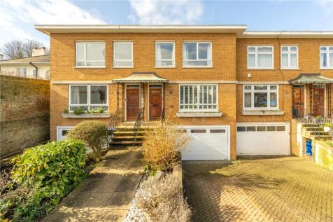4 bedroom terraced house for sale