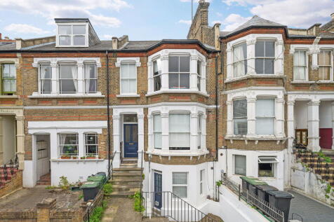 Ommaney Road, London SE14 1 bed maisonette for sale