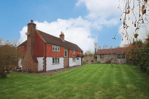 HOUSE WITH PADDOCK & OUTBUILDINGS 3 bed detached house for sale