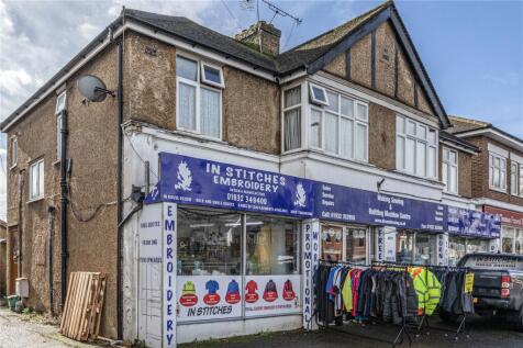 Woodham Lane, New Haw, Addlestone... 2 bed apartment for sale