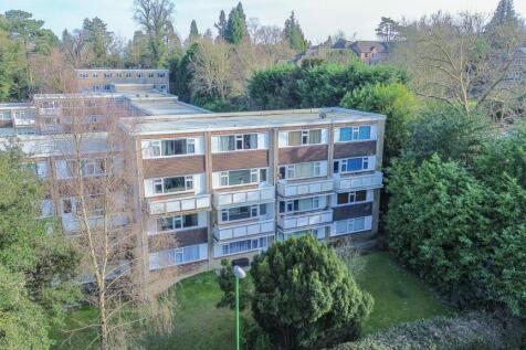 Perrymount Road, Haywards Heath, RH16 2 bed apartment for sale