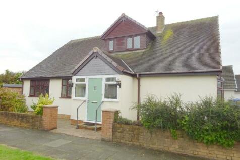 4 bedroom detached bungalow for sale